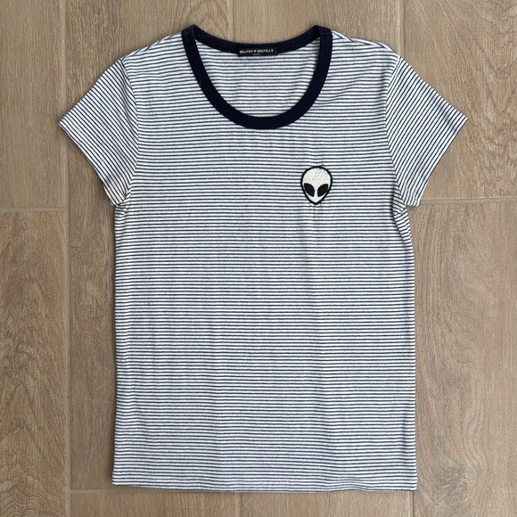 Brandy Melville Alien Patch Decal Tumblr Girl ‘90s Basic Striped Ringer Tee - Picture 2 of 3